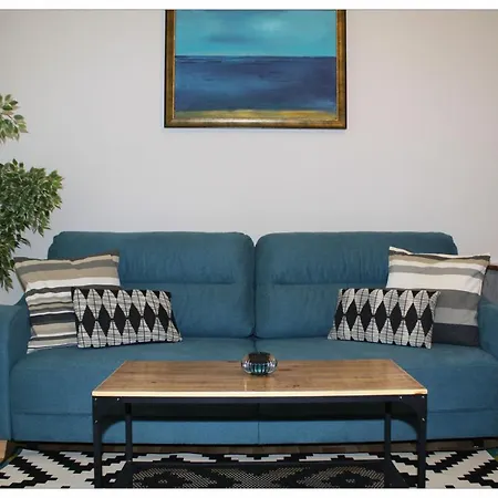 Blue Marine Apartment *