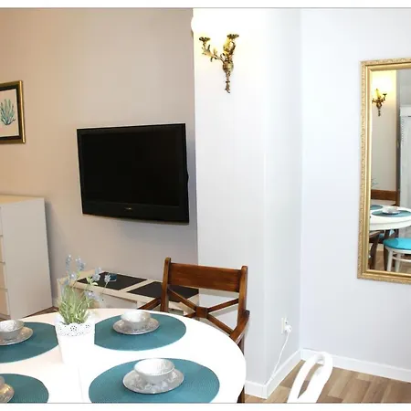 Blue Marine Apartment *